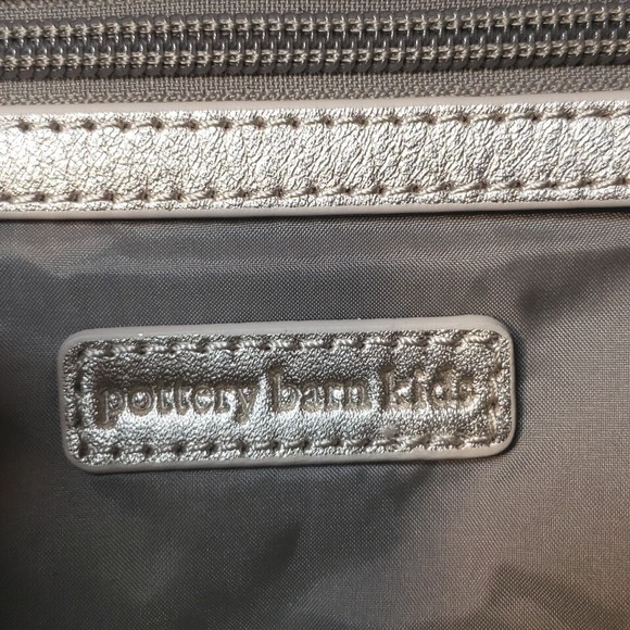 Pottery Barn Kid's Linen Classic Diaper Bag Trendy Linen Gold MSRP $199 - Picture 15 of 16